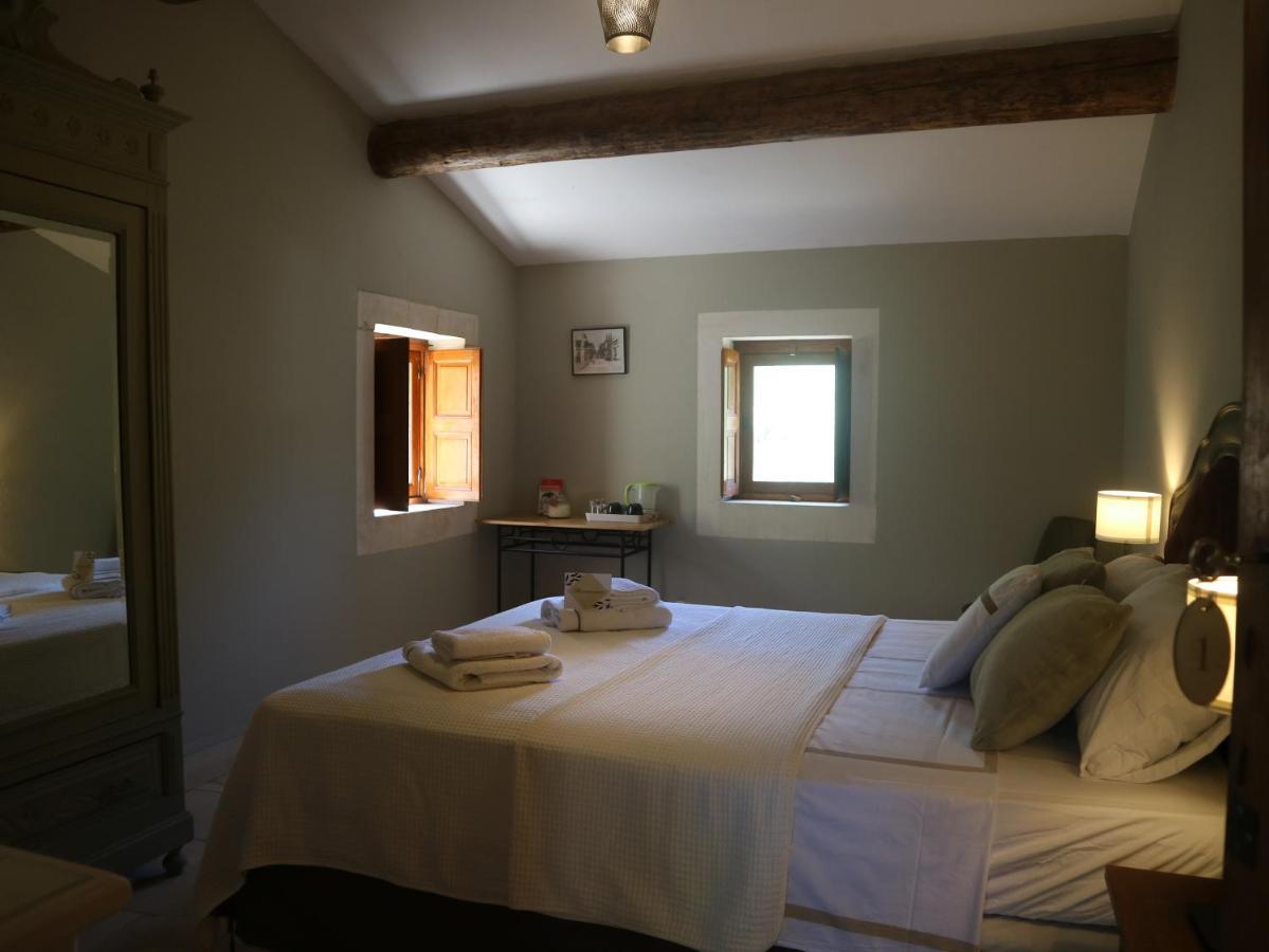 Mas Du Rollier Chambres D'Hotes Eygalières Buitenkant foto